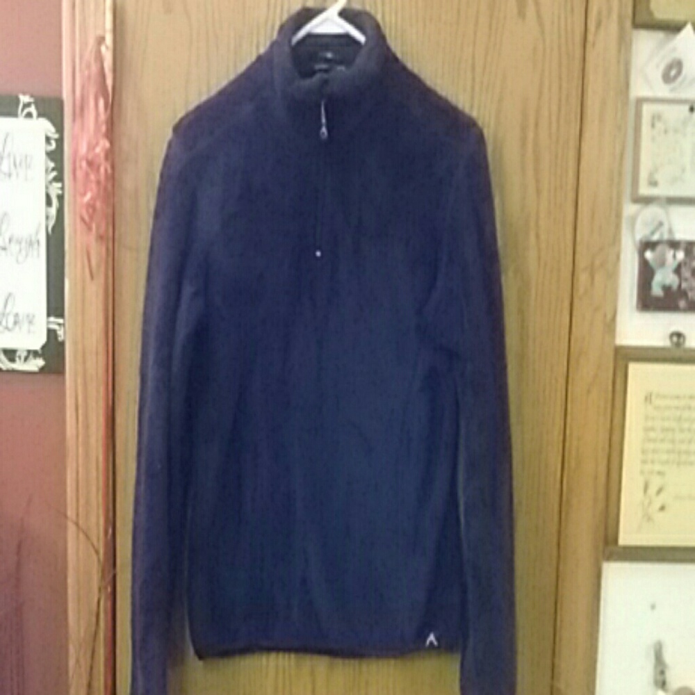 Fleece pull over